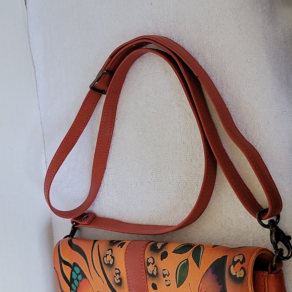 Anuschka hand painted leather medium flap messenger - Picture 12 of 16